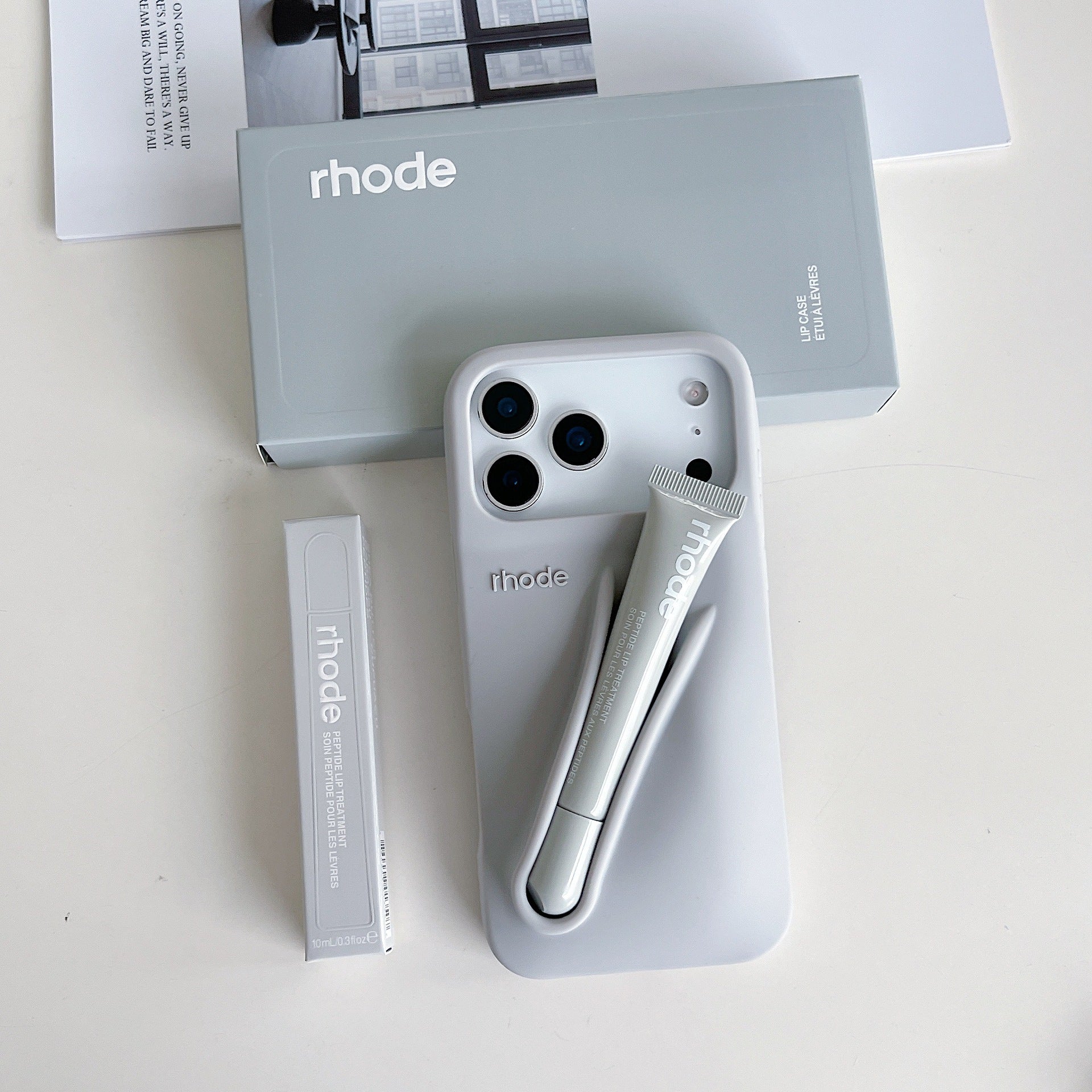 Gloss à lèvres créatif en silicone pour coque d'iPhone 